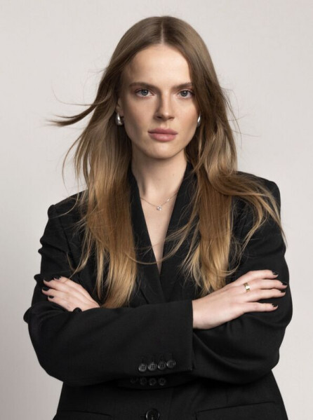 Oliwia Ambroziak (Biuro główne)