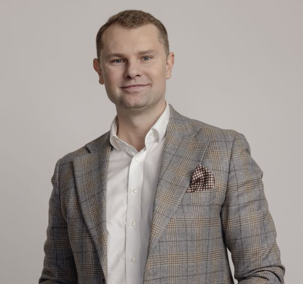 Łukasz Kłosiński (Biuro główne)